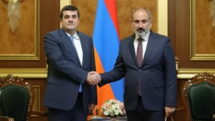 Մոսկվա մեկնելուց առաջ Փաշինյանը հանդիպե՞լ է Հարությունյանին. Արցախից մեկնաբանում են
