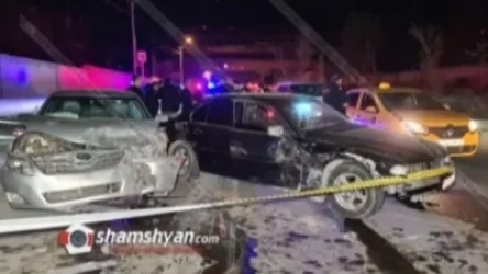 Ավտովթար՝ Երևանի Հալաբյան-Արզումանյան խաչմերուկում. բախվել են Hyundai Sonata-ն ու Opel Vectra-ն. կա վիրավոր. Shamshyan. com