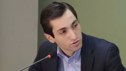 Ասֆալտապատման մեջ «կարկատան» անելու պրոցեսը պետք է վերանայել. Դավիթ Խաժակյան