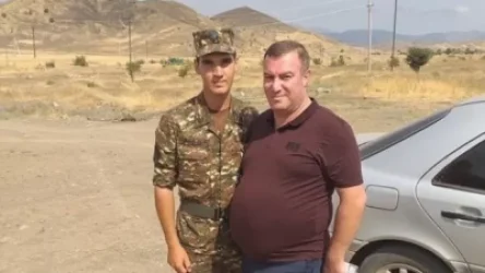 Կողոպտել են մեքենաս, որի վրա փակցված էր զոհված որդուս հայտնի լուսանկարը․ Ալբերտ Հովհաննիսյանի հայր