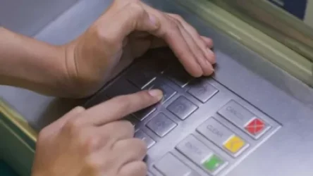 Մարտակերտի բնակիչը համագյուղացու բանկային քարտը գողացել էր և կլորիկ գումար կանխիկացրել