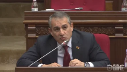 Բողոքներ կան. Իրան մուտք գործած բեռնատարի վարորդների նկատմամբ կիրառվում է վարչարարություն. Խաչատրյան