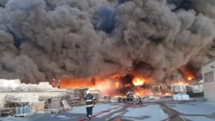 Նոր տեսակադրեր․ երեկվանից այրվում է Սումգայիթի ձեթի գործարանը