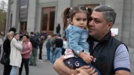 Երեկվանից սկսած՝ իշխանական շրջանակներից տարբեր եղանակներով ասեկոսներ են տարածվում․ Վանեցյանը դիմել է քաղաքացիներին