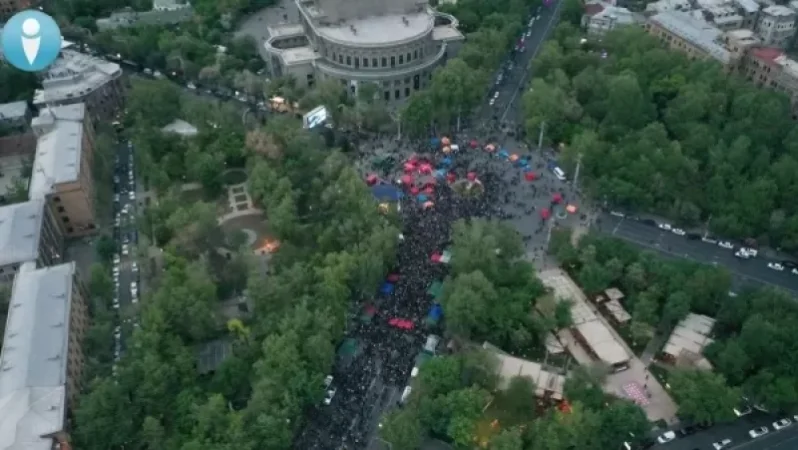 19:15-ի դրությամբ Ֆրանսիայի հրապարակում և հարակից տարածքներում գտնվել է շուրջ 5600 մարդ. ԻՔՄ