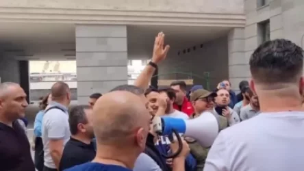 ՏԵՍԱՆՅՈՒԹ․ Մեր դիվանագետներին ազատագրելու ենք, որ ծառայեն ՀՀ-ին ու Արցախին․ ակցիա՝ ԱԳՆ-ի մոտ