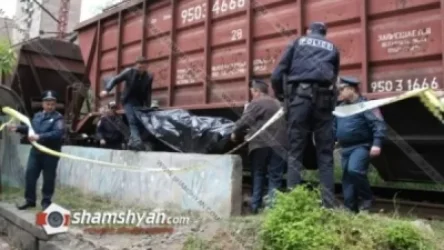 Բեռնատար գնացքը հարվածել է երկաթգծի երթևեկելի գոտում հայտնված կնոջը, վերջինս տեղում մահացել է