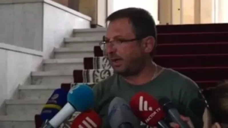 Փաշինյանը մեկ գիշերում ստորագրելու է հրաժարականի պահանջը․ Մանուկյան