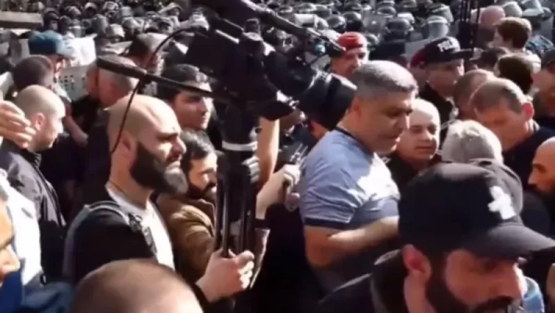 Ո՞ր ուղղությամբ են շարժվելու ցուցարարները. Վանեցյանի հայտարարությունը