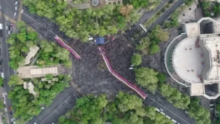 ԼՈՒՍԱՆԿԱՐՆԵՐ. 17:06-ի դրությամբ Բաղրամյան պողոտայի՝ Ազգային ժողովին հարող հատվածում գտնվել է շուրջ 5000 մարդ. ԻՔՄ