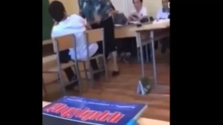 ՏԵՍԱՆՅՈՒԹ․ Դպրոցներից մեկում մանկավարժը հարվածում է աշակերտին և գոռում՝ «թքած» ունեմ բոլորիդ վրա