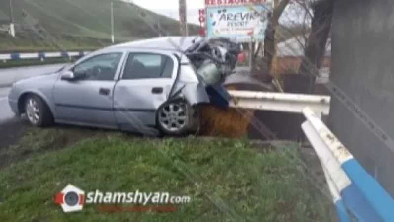 Major Car Accident in Gegharkunik Region: Vehicle Crashes into Gas Pipeline and Metal Barrier