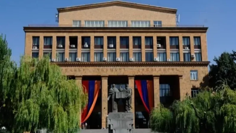 Դասախոսների կրճատումներ և հաստիքների վերացում չի նախատեսվում. ԵՊՀ