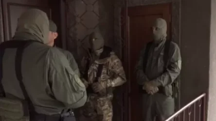 Խուզարկում են ՀՅԴ-ական Սուրեն Մանուկյանի բնակարանը