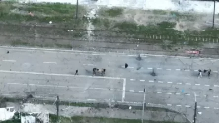 ՏԵՍԱՆՅՈՒԹ․ Կադրեր են հրապարակվել է, թե ինչպես են մարդիկ դուրս գալիս Ազովստալից