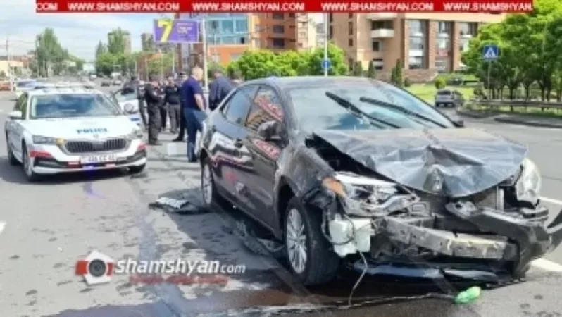 Վթար` Դավիթաշենի կամրջի  մոտ. բախվել են պարեկների ավտոմեքենան ու Toyota Corolla-ն