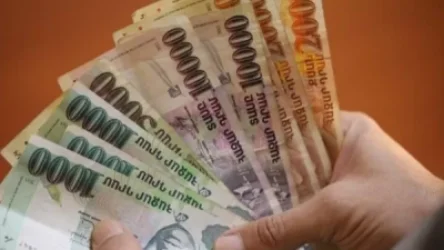 60-ամյա կինը բանկի հաճախորդի պայուսակից գումար է գողացել