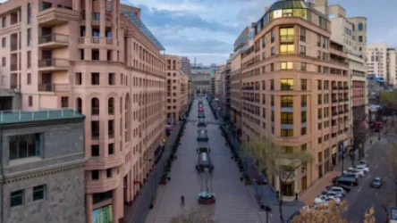 «Հյուսիսային պողոտայի թանկարժեք սալաքարերը հետիոտնի ներգործության արդյունքում չեն փշուր-փշուր եղել». Դեմոյան