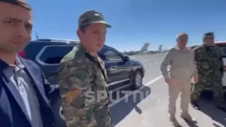 ՏԵՍԱՆՅՈՒԹ. Ադրբեջանից վերադարձված Էդուարդ Մարտիրոսովի ժամանման կադրերը. Sputnik