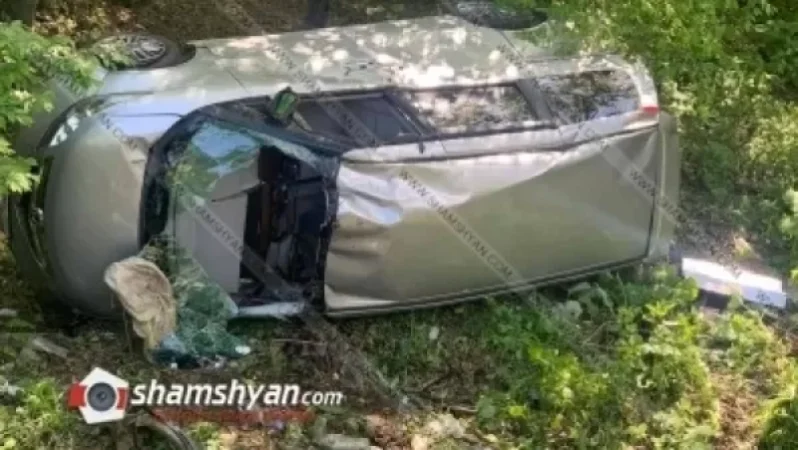 Honda-ն մի քանի պտույտ գլորվելով, կողաշրջված հայտնվել է ձորում