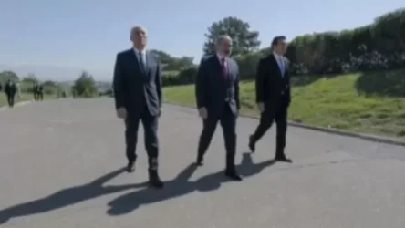 ՏԵՍԱՆՅՈՒԹ. Նիկոլ Փաշինյանը, Վահագն Խաչատուրյանն ու Ալեն Սիմոնյանը Սարդարապատում են