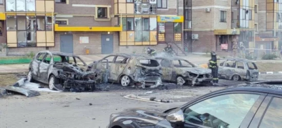 ՏԵՍԱՆՅՈՒԹ. Ինչպես են կայանված մեքենաներն ավիահարվածից պայթում և հրդեհվում. Բելգորոդ