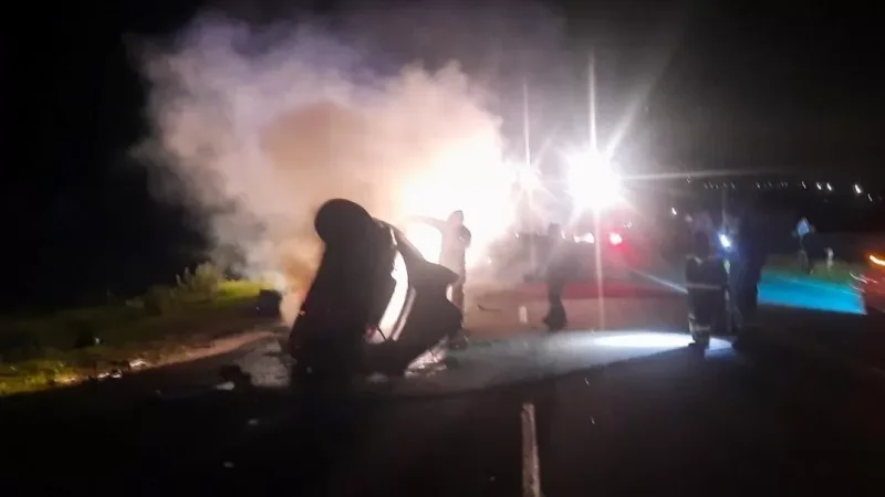 Photos: Vehicle Fire on Kuchak-Aparan Road Leaves Injured