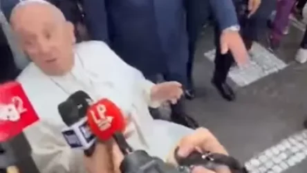 ՏԵՍԱՆՅՈՒԹ․ «Ես դեռ ողջ եմ»․ Հռոմի պապի պատասխանը՝ լրագրողների հարցին