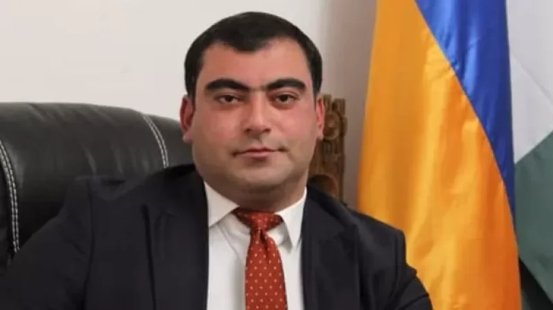 Հասկացել եմ՝ չպետք է օգտագործեմ այդ խմիչքը, դրանից դրդված շպրտել եմ ձեռքիցս. Փարաքարի համայնքապետը՝ գիշերային ակումբում կատարվածի մասին