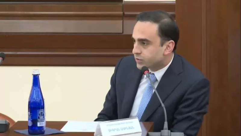 «ՔՊ» խմբակցությունը փակ հանդիպում է անցկացնում Տիգրան Ավինյանի հետ․ «ՀԺ»