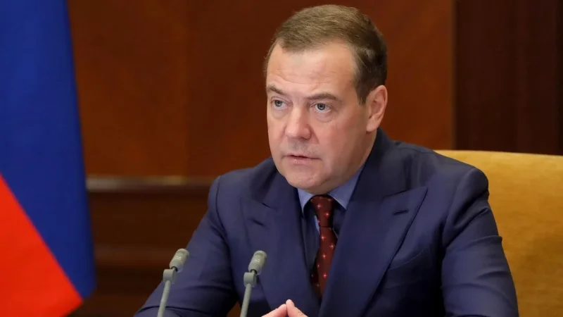 Մեդվեդևն ասել է, թե որ դեպքում կավարտվեր Ուկրաինայի հետ ռազմական գործողությունները