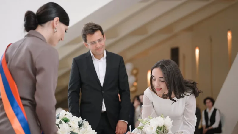 Photos: Levon Aronian and Anita Ayvazyan Get Married