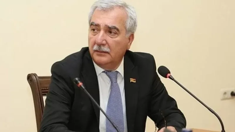 Տոնոյանի միջնորդությանը դրական արձագանքի դեպքում, օգոստոսի 1-ին նիստ կհրավիրվի. Անդրանիկ Քոչարյան