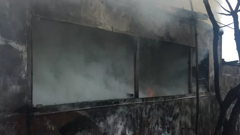 Photos: Wagon-Dwelling Burned in Masis
