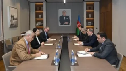 Բայրամովը հանդիպել է ԿԽՄԿ ներկայացուցչության ղեկավարի հետ