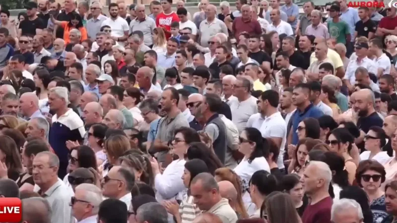 Արցախում ինտերնետ կապն ընդհատվեց, սակայն հանրահավաքը շարունակվում է