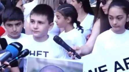 ՏԵՍԱՆՅՈՒԹ. Հայրիկս Արցախում է, կարոտել եմ նրան, անցակետը փակելուց հետո չենք հանդիպել. արցախցի փոքրիկ