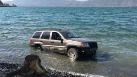 Սևանա լճում ավտոմեքենան հայտնվել է ջրում