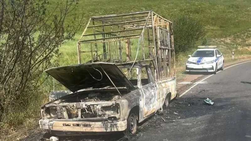 Images: A Car Caught Fire on the Kapan-Tatev Highway, Injured Reported