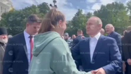 ՏԵՍԱՆՅՈՒԹ. «Մարդիկ ավելի կարևոր են, քան կարանտինը». Պուտինը շփվել է ժողովրդի հետ