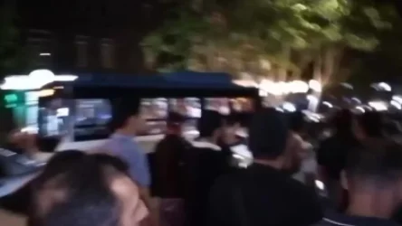 ՏԵՍԱՆՅՈՒԹ. Ցուցարարները շարժվում են Եռաբլուր