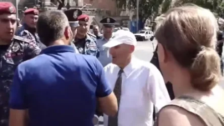 ՏԵՍԱՆՅՈՒԹ․ Երեխադ Ադրբեջանում է՝ գնա Բաքու, խի՞ ես եկել ստեղ․ քաղաքացին՝ կնոջը