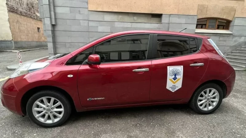 Electric Vehicle Acquired for Transporting Pregnant Women to Maternity Hospital in Artsakh