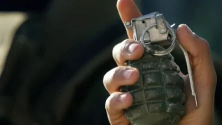 ՏԵՍԱՆՅՈՒԹ. Տղամարդը բնակելի շենքի մոտ նռնակ է պայթեցրել. նախնական տվյալներով՝ նրա մատները պոկվել են. ՌԴ