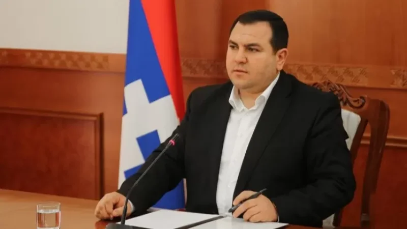 Ադրբեջանն արգելանքի է վերցրել ԿԽՄԿ–ի միջոցով ՀՀ տեղափոխվող քաղաքացիներից մեկին․ Արցախի պետնախարար