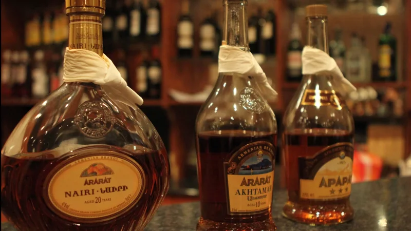 Խորհրդարանը մեկ ամսում գրեթե 4 մլն դրամի կոնյակ է գնել. «Ժողովուրդ»