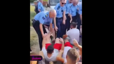 ՏԵՍԱՆՅՈՒԹ․ Կոսովոյի իշխանությունները ժանտախտից սատկած խոզերին թաղել են սերբերի շենքերի մոտ