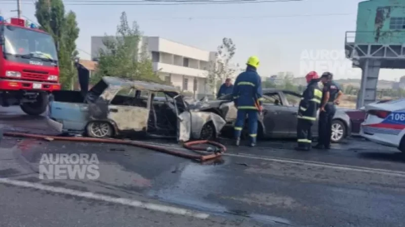 Photos: Major Accident Occurs in Yerevan, Cars Catch Fire