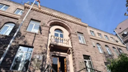 ԿԸՀ-ում գրանցվել է Երևանի քաղաքապետի ընտրությունների մասնակցության առաջին հայտը