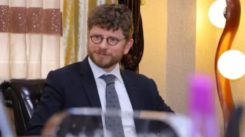 Փարիզը պահանջում է ապաշրջափակել Լաչինի միջանցքը